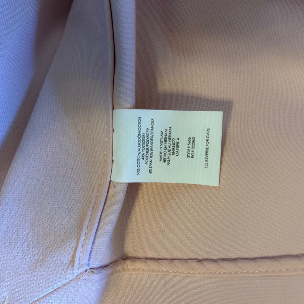 Cabi Pink Busy Blazer Style 5656 Pastel Three Button Structured Jacket Womens 8 - Picture 4 of 5